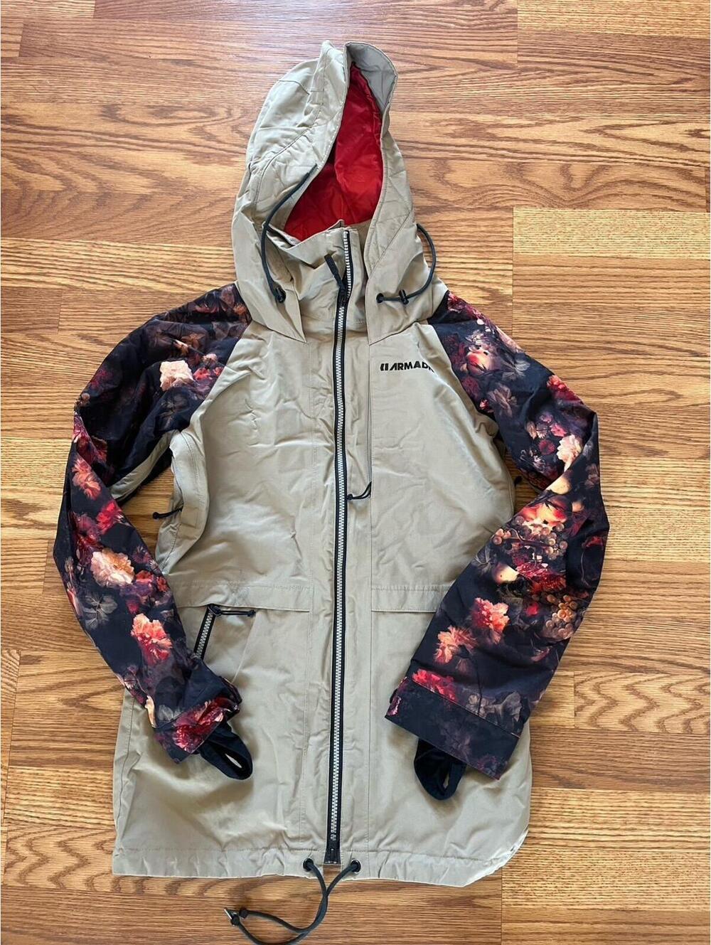 Women’s Size XS armada ski jacket